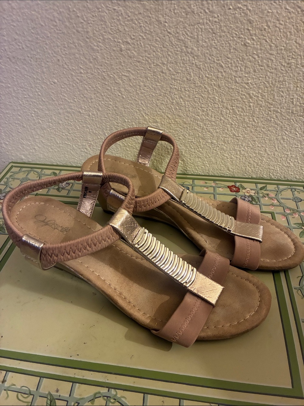 Women's Blush Pink T-Strap Sandals with Metallic Accents